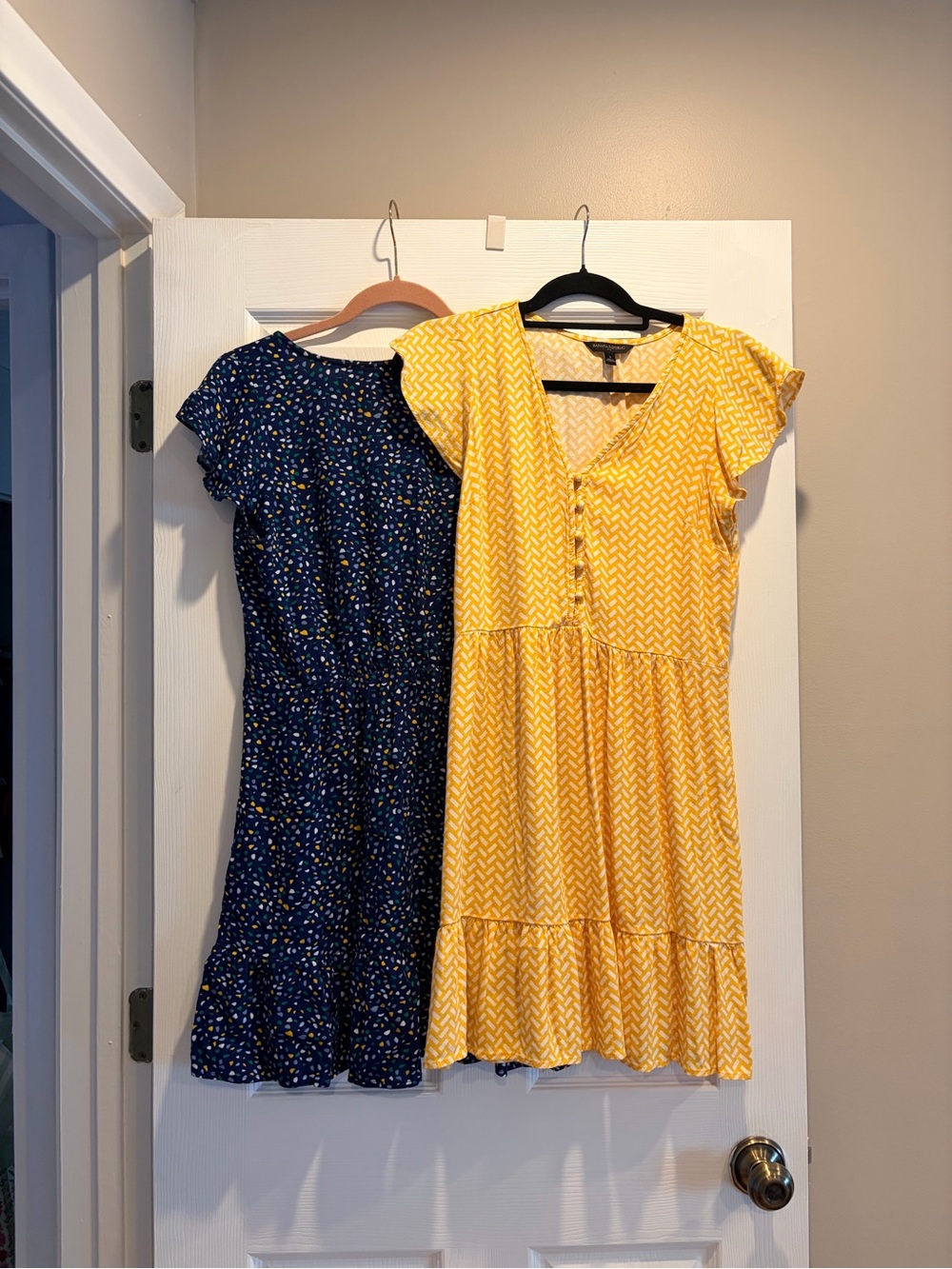 Women’s Banana Republic Dress Bundle (qty 2)